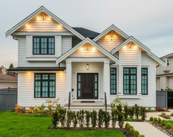 Cedar Siding installation and repair. Boards, planks and panels.