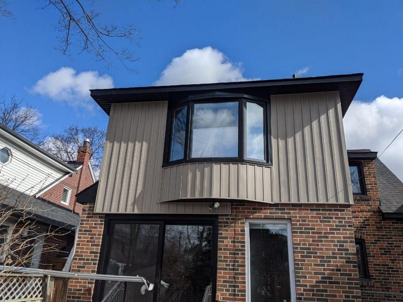 Vinyl Siding Contractor In Calgary - board and batten siding installation